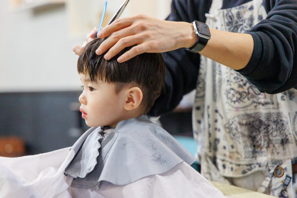 1歳　ヘアカット　美容室